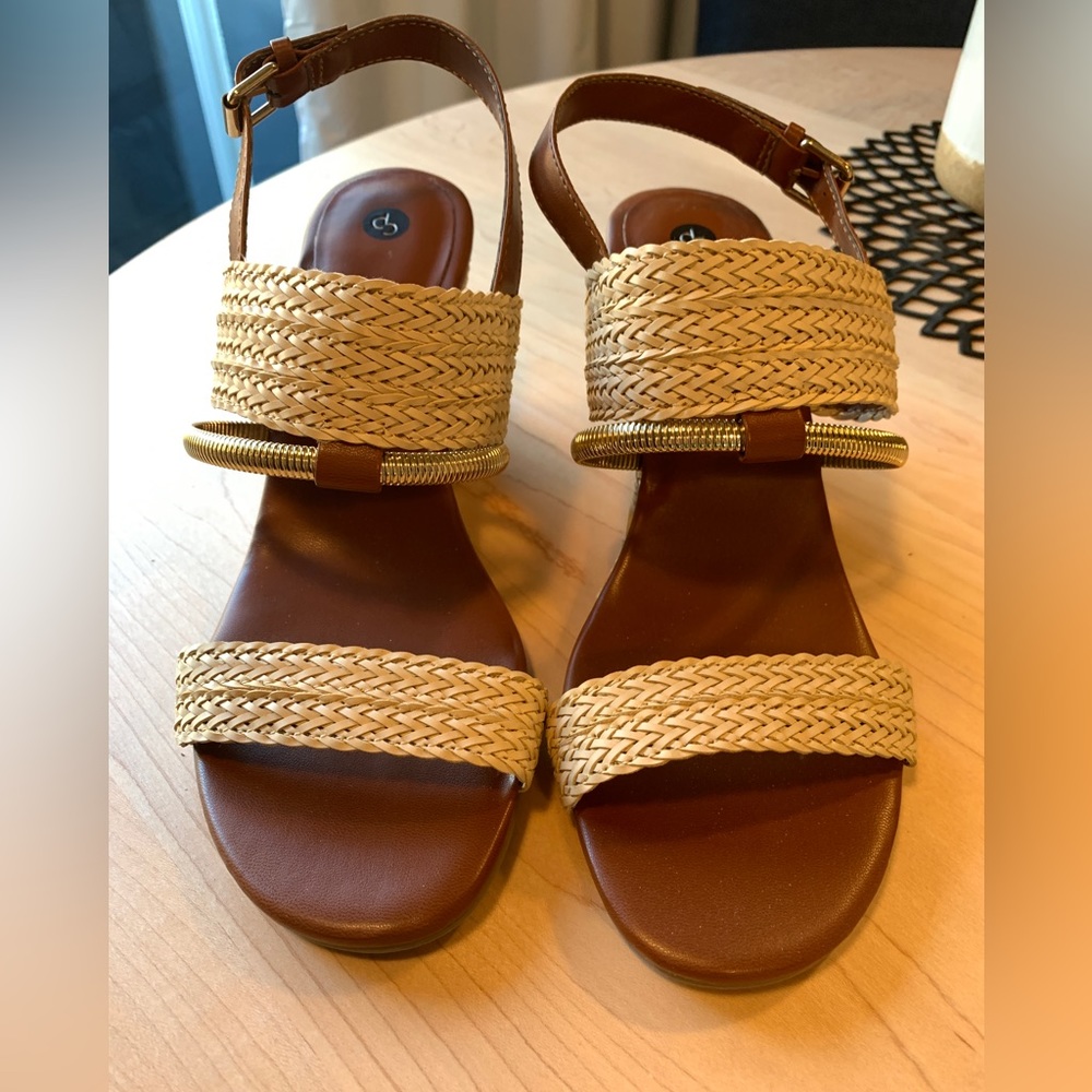Wedge natural woven wedge heel size 10